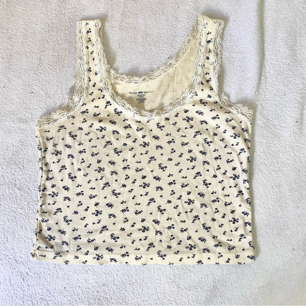 Brandy melville floral tank with lace